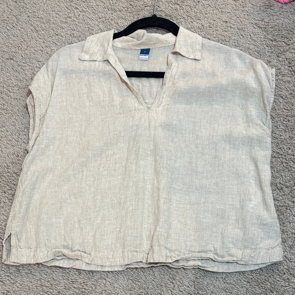Old Navy Cream Linen-Blend Split V-Neck Tunic Top